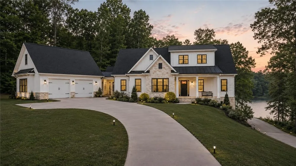 A beautifully presented home in Opelika, Alabama
