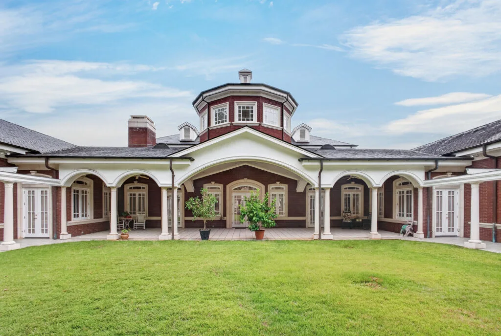 The Hart House · Exterior photograph 7